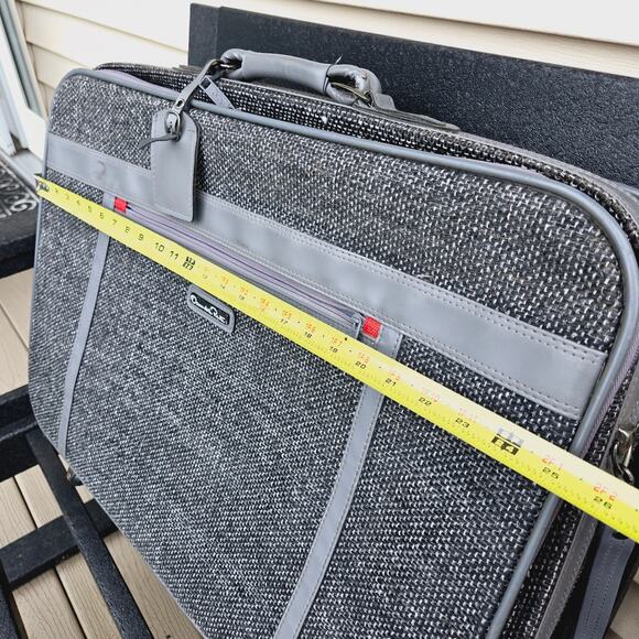 Oscar de la Renta Vintage Suitcase travel bag wheels tweed gray 25 inch - Picture 9 of 17